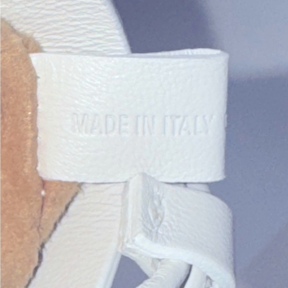 🤍MAISON MARGIELA🤍Tabi White Leather Bucket Bag - Picture 9 of 12